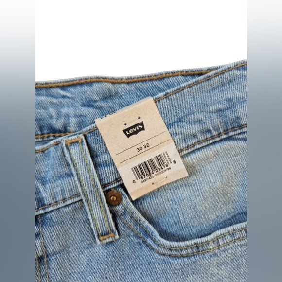 Blue Denim Levi Strauss Jeans - Picture 5 of 6